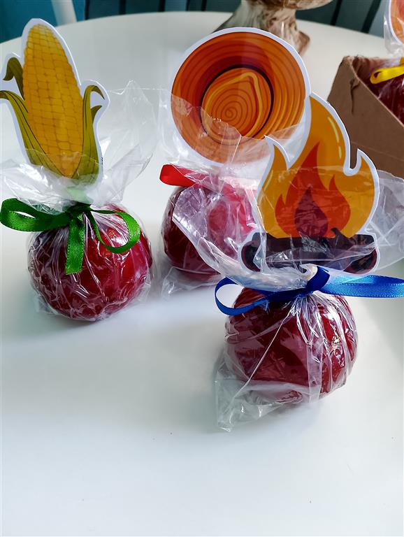 Foto extra 2 do produto Caixa Maçã do Amor Personalizada